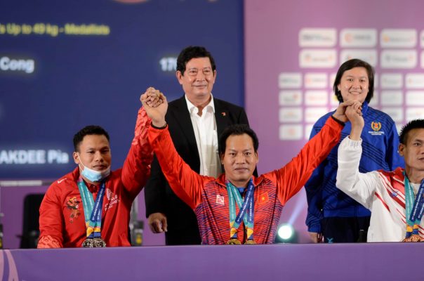 Chạm mốc 30 HCV, đoàn TTNKT Việt Nam tạm xếp vị trí thứ 3 tại Asean Para Games 11